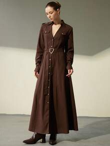 Aveloria Modichic Vestido de manga larga y largo de talle medio con hebilla asimétrica minimalista de moda, hecho de lino, para otoño - Marrón - Ver 4