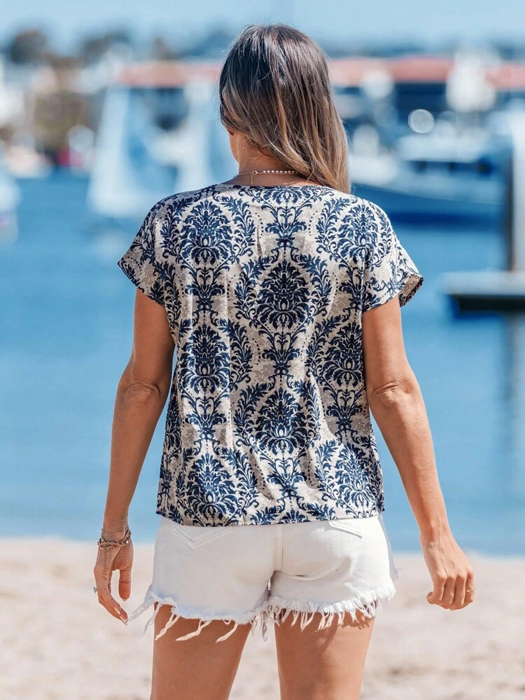 Summer Outfits Allover Print Cut Out Batwing Sleeve Blouse,Short Sleeve Tops,Vacation