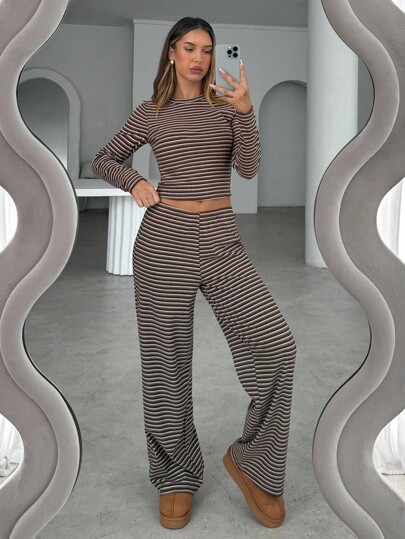 Aloruh Homewear Pajama Set, Includes Gestreepte Crew Neck Long Sleeve Tee Loose Straight Leg Pants, Wear, Sports, Back To School Clothes Bruin Two Piece Set view 7