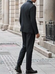 Manfinity Bizformal Men's Casual Business Suit Set Is Made From High-Quality, Lightweight, And Breathable Fabric, Offering A Structured Yet Stylish Look. Combining Modern Minimalism With Classic Business Elements, It Conveys Refined Sophistication. The Slim Fit And Tailored Cut Flatter All Body Types And Ages. Classic Versatile Colors Pair Well With Shirts, T-Shirts, Leather Or Casual Shoes, Making It Suitable For The Office, Trips, Gatherings, Commuting, Or Travel. Simple Yet Elegant, Wrinkle-Resistant, And Easy To Care For-Ideal For Photos And Street Style. Comfortable And Skin-Friendly For Spring, Summer, And Autumn. A Practical And Tasteful Gift. Men's Solid Color Lapel NeckDouble-Breasted Jacket And Pants Casual Suit Set Men Black Suit Set Men Double Breasted Suit Men Office Wear Black Suit Men - Black - View 2