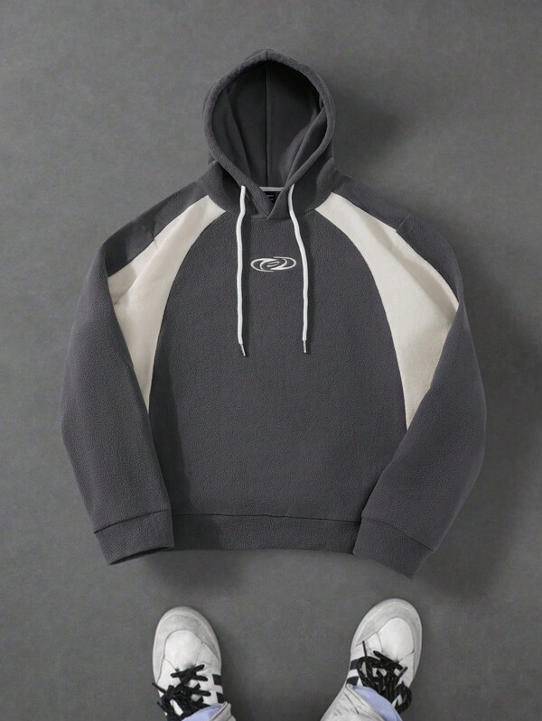 Manfinity ZONE917 Sudadera con capucha de parche de sherpa bordada para hombres, versátil para reuniones y salidas, gran regalo para novio o esposo