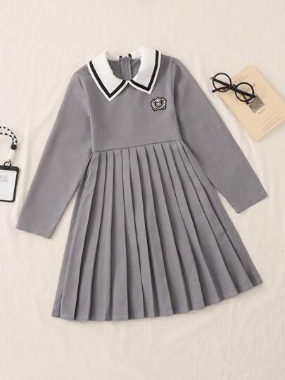 SHEIN 女童马球领短袖连衣裙，2025年返校季儿童学院风校园运动装，开学季百褶连衣裙