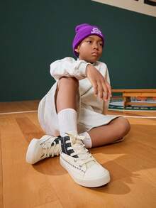 Zapatillas de lona de alta calidad para niños con patrón de estilo de calle de moda, versátiles y casuales - Blanco y Negro - Ver 2