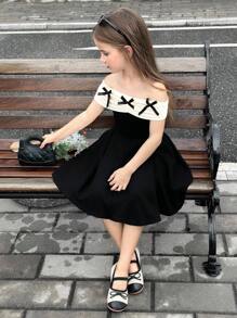 SHEIN 年轻女孩对比色蝴蝶结露肩镂空迷你连衣裙，黑色，返校节连衣裙，秋季连衣裙，返校节连衣裙，对比色蝴蝶结，拼接设计，无袖迷你连衣裙 - 黑與白 - 查看 8