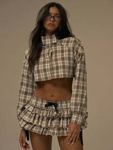 SHEIN X Scot Louie MUSERA 高领短款格纹外套，可爱街头风，适合节日、农舍、乡村、格子、复古风格，短款格纹高领外套，冬季可爱，春季夏季度假必备。 - 彩色 - 查看 1