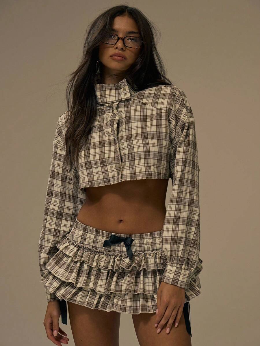 SHEIN X Scot Louie MUSERA 高领短款格纹外套，可爱街头风，适合节日、农舍、乡村、格子、复古风格，短款格纹高领外套，冬季可爱，春季夏季度假必备。 - 彩色 - 查看 1