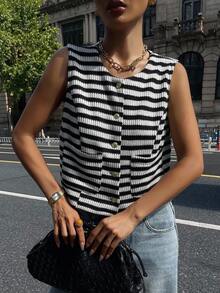 DAZY Women's Casual Sleeveless Solid Color Round Neck Fitted Jacket, Spring/Summer Vest - Black and White - View 6