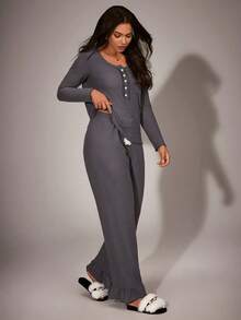 SHEIN Women's Solid Color Waffle Knit Crew Neck Partial Button Front Long Sleeve Top & Pants Pajama Set, Outfits, Fall Clothes  Cozy And Elegant Details