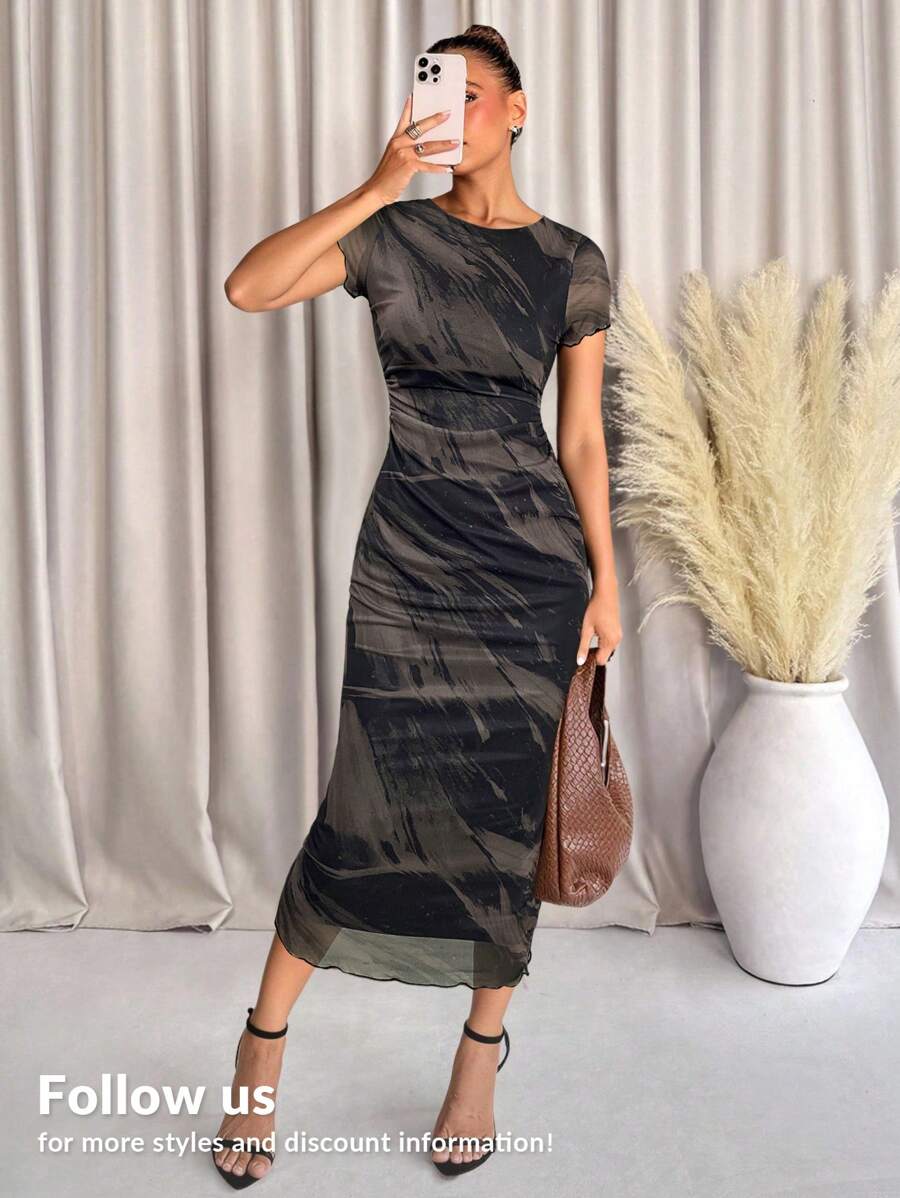 Lavishia Women's Fashionable Printed Short Sleeve Dress, Spring/Summer - Grey - View 1