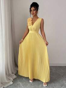 Elenzga Summer Cream Yellow Crossed V-Neck Slimming Waist Floral Patchwork Elegant A-Line Long Dress With Pleats - Light Yellow - View 6