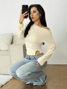 SHEIN EZwear Women's Asymmetrical Neck Long Sleeve Crop Top,Beige,Autumn,Seksi Chic,Night Out,Minimalist Solid Knit Fitted T-Shirt,Korean Fashion Tops - Beige - View 6