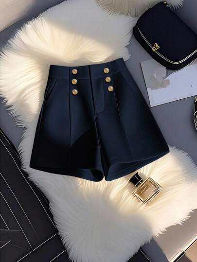 SHEIN Clasi 女士时尚优雅简约装饰纽扣 A 字型实用口袋百搭纯色短裤，春夏