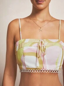 L'Amorae Women's Abstract Geo Print Scallop Lace Trim Cropped Spaghetti Strap Top Summer Vacation