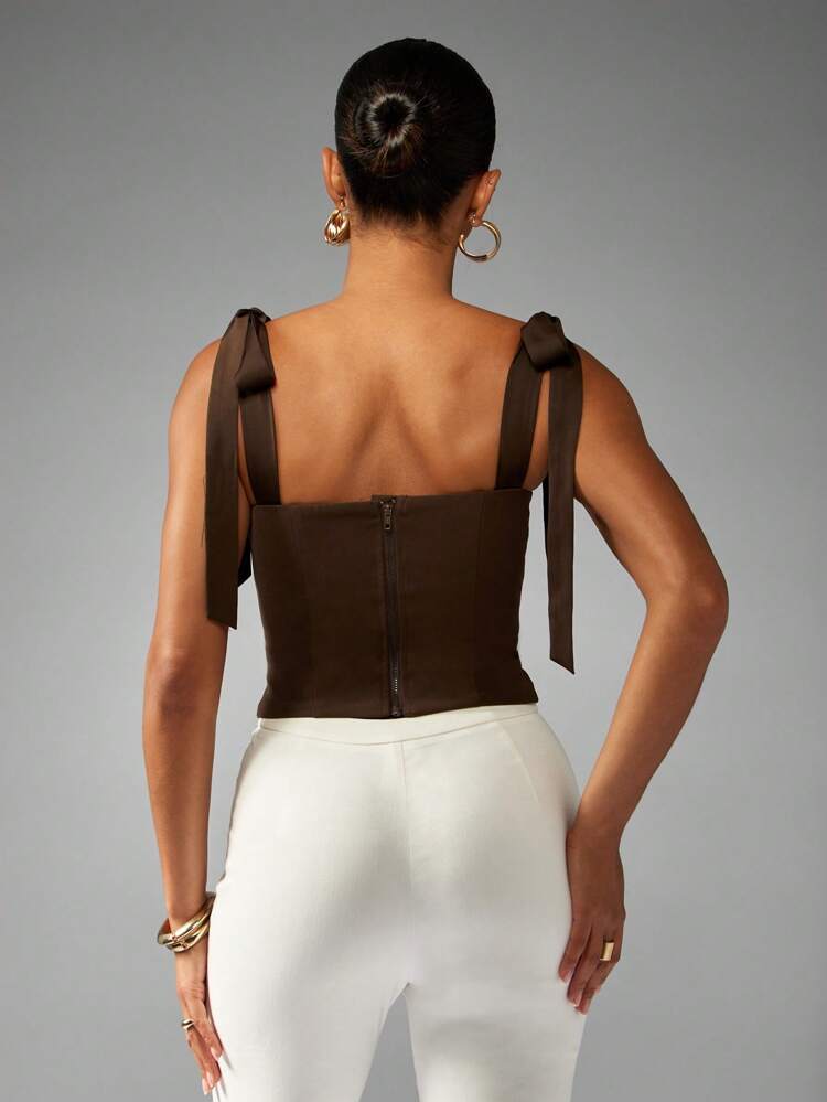 MISSGUIDED Tie Shoulder Bustier Corset Top With Sweetheart Neckline Structured Fitted Party Evening Club Wear Fashion Elegant Dressy Crop Blouse With Bow Detail