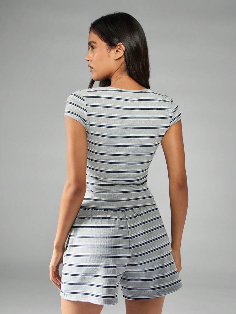 MISSGUIDED Fitted Ribbed T-Shirt With Horizontal Stripes