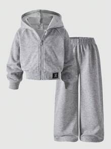 SHEIN ChillGRL Streecool 年轻女孩休闲学院风年轻女孩百搭小标志连帽宽松拉链运动衫和阔腿运动裤套装，适合休闲和运动 - 淺灰色 - 查看 6