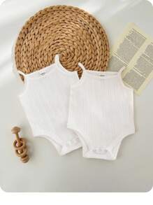 SHEIN 2pcs Newborn Comfortable Romper Set