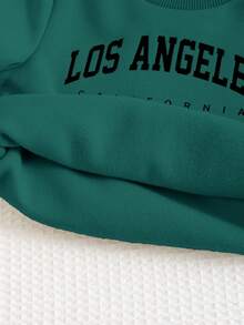 Cozy Pixies Bộ 3 áo hoodie cổ tròn tay dài in chữ mềm mại lót nhiệt cho bé trai, quần rút dây và áo ba lỗ không tay mùa thu đông - Màu xanh lá cây đậm - Xem 9