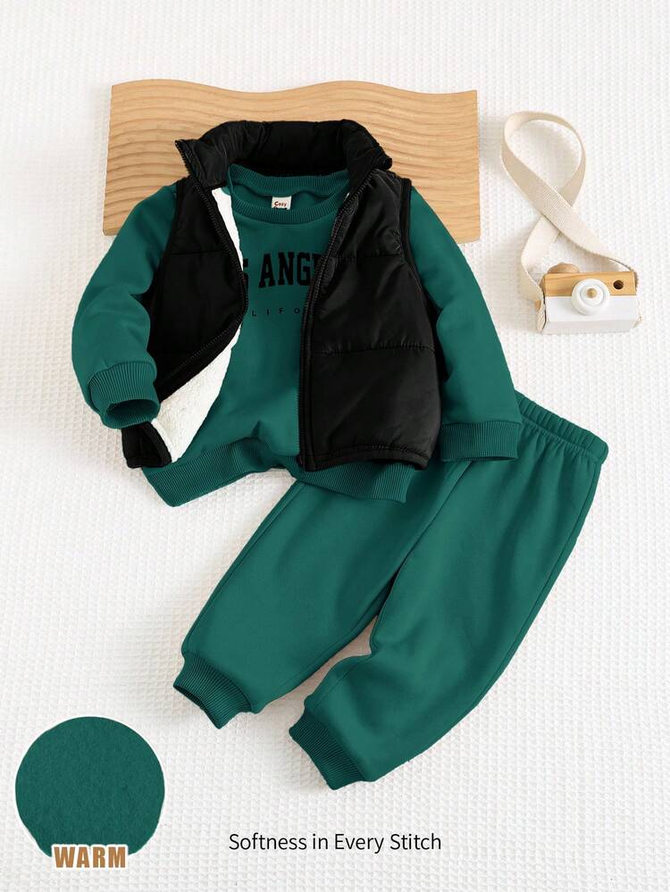 Cozy Pixies Bộ 3 áo hoodie cổ tròn tay dài in chữ mềm mại lót nhiệt cho bé trai, quần rút dây và áo ba lỗ không tay mùa thu đông - Màu xanh lá cây đậm - Xem 10