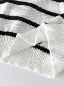 SHEIN Girls & Teens' Fashionable Casual Versatile Black & White Striped Sweater Cropped Sweater Cute Tops Aesthetic Clothes Summer Sweater Striped Cropped Sweater Teen Clothes Fall Winter