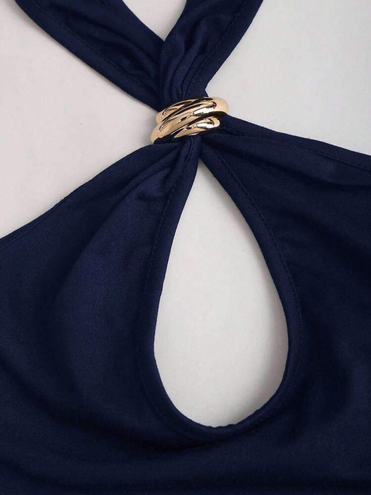 Sweetra Áo crop top hở lưng gợi cảm màu trơn trang trí kim loại, sang trọng và sành điệu - Màu xanh hải quân - Xem 4