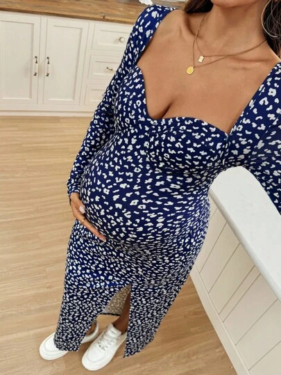 SHEIN Autumn And Winter Pregnant Women's Leopard Print Sweetheart Neck Long Sleeve Side Slit Hem Fitted Maternity Dress