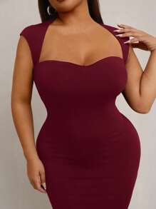 SHEIN SXY 大码女式优雅性感露背 T 领弹力针织修身中长连衣裙，适合婚礼季、浪漫狂欢节、度假、通勤、返校季、毕业典礼、约会、情人节、邮轮装束、单身派对装束、俱乐部、可爱、休闲、购物、街头服饰、外出、易于搭配且看起来苗条，凸显您的身材，修饰身材 - 酒紅色 - 查看 3