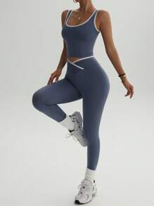 Easithlete Women's Contrast Binding Overlap Waist Yoga Activewear Set Workout Set Two Pieces Yoga Set Gym Two Pieces Women Athletic Set