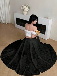 Modelyn 时尚新款蕾丝浅黄色女裙 - 黑色 - 查看 2