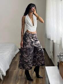 StreetHx Women's Fashionable Low-Waist Camouflage Shorts, Capri Length - Multicolor - View 4