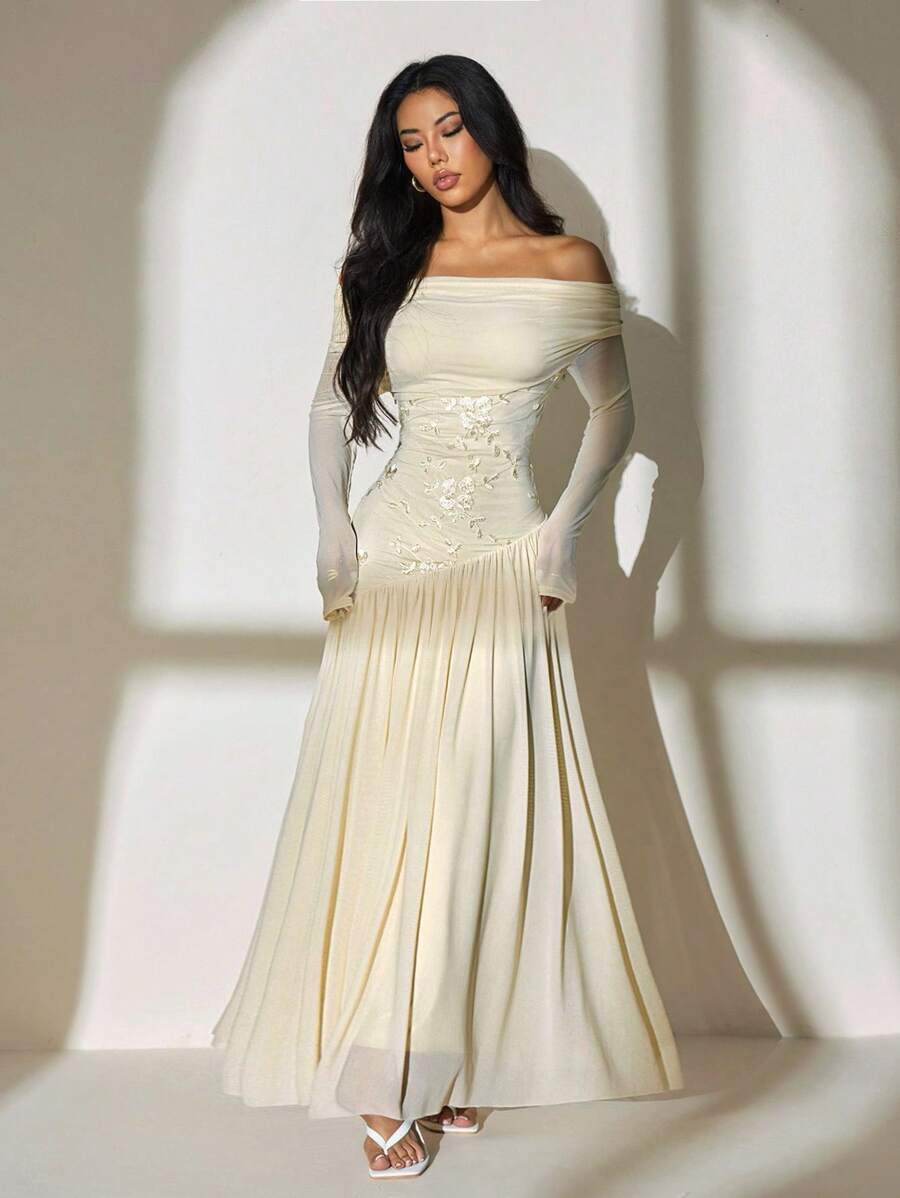 SHEIN PETITE 新款一字肩长袖撞色网纱刺绣不对称下摆拼接超长高弹修身连衣裙优雅浪漫 - 杏色 - 查看 1