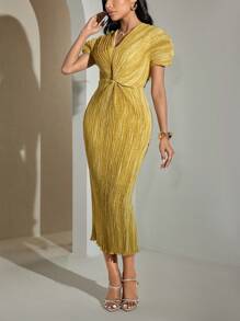 Modelyn 女式纯色V领短款泡泡袖扭腰设计修身优雅连衣裙