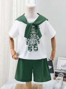 SHEIN 买二送一 3 件套 青少年男童三件套，舒适百搭，适合日常穿着，宽松版型，日韩风，简约时尚圆领短袖可爱泰迪熊图案针织上衣T恤、披肩和短裤。多件套，适合春夏季节，日常生活、运动、校园、聚会、节日、演出、摄影、返校季 - 墨綠色 - 查看 4