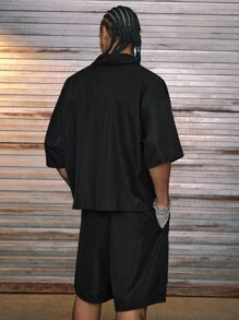 AXEPEAK 2 件男士梭织休闲宽松短袖衬衫和松紧腰直筒短裤套装 - 黑色 - 查看 2