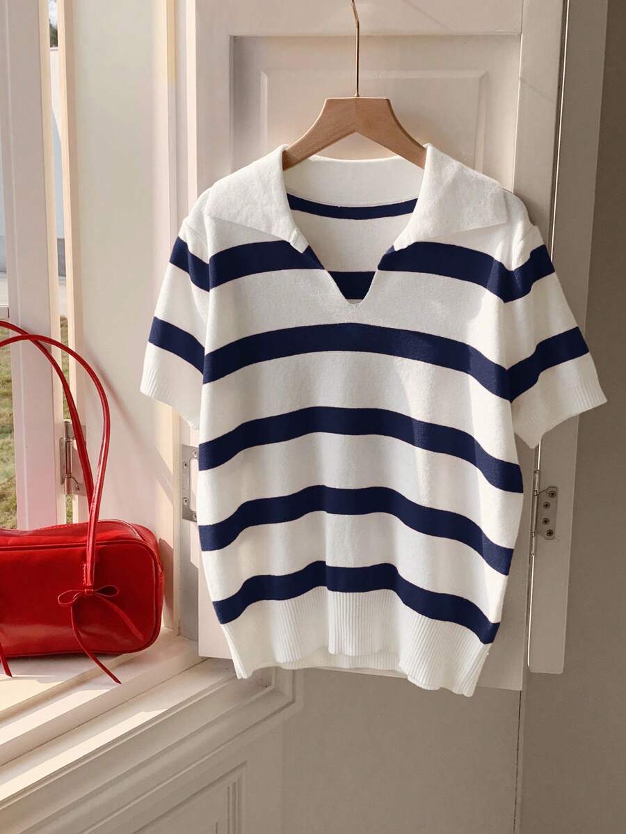 Comfortcana 大码女式条纹宽松针织马球领短袖上衣 - 藍白色 - 查看 1