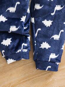 SHEIN 2 件套小男孩卡通恐龙刺绣圆领长袖上衣和长裤柔软舒适双面法兰绒睡衣套装，冬季