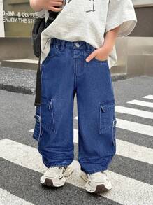 SHEIN 小男孩时尚做旧洗水宽松牛仔裤，带工装口袋，休闲百搭，适合儿童街头服饰春装