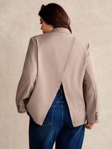 Elaquor Plus Size Casual Everyday Commute Solid Color Notched Collar Double Pocket Blazer In Fall/Winter - Apricot - View 2