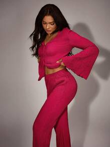 2件套女士翻领开襟喇叭袖上衣和裤子纹理家居服套装，舒适保暖，秋季服装