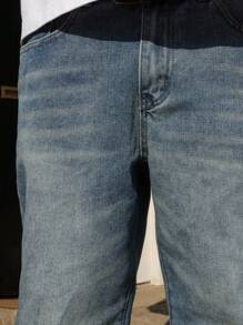 Manfinity Homme Herren Jeans mit geradem Bein und weitem Schnitt, vielseitig einsetzbar - Helle Waschung - Übersicht 3