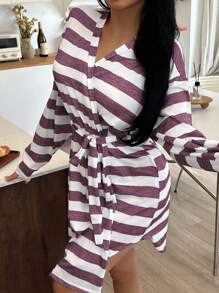 SHEIN Plus Size Comfortable Striped Print Robe, Fall & Winter  Cozy And Elegant Details - Purple - View 6