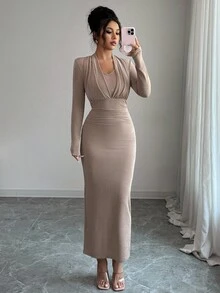 Elenzga 优雅浪漫V领褶皱中长连衣裙，适合度假和通勤 - 咖啡 - 查看 3