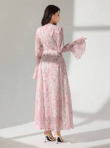 Modelyn Robe longue élégante à manches évasées et taille nouée, mode et charme, printemps/été. Robe en tissu , décontractée et élégante pour femmes en automne, rentrée scolaire, avec patchwork et tissu stretch. - Rose bonbon - Voir 4