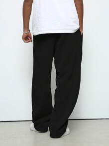 Manfinity EMRG 男士休闲百搭字母印花抽绳腰运动裤 - 黑色 - 查看 2