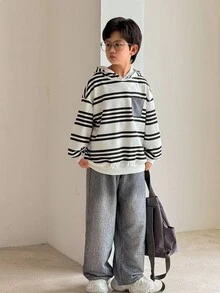 SHEIN 青少年男孩两件套撞色口袋条纹连帽衫和破洞印花休闲裤，适合居家、户外、学校穿着 - 黑與白 - 查看 4