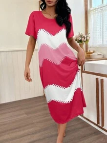 SHEIN 女士数码波浪印花休闲短袖睡裙，哞哞睡衣 - 玫紅色 - 查看 3