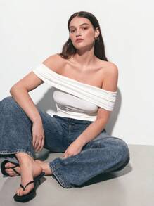 Maija 大码女式休闲基本款露肩 T 恤 - 白色 - 查看 3