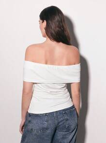 Maija 大码女式休闲基本款露肩 T 恤 - 白色 - 查看 2