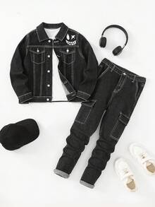 SHEIN Conjunto informal de dos piezas para niño preadolescente con chaqueta de mezclilla negra suelta con estampado de cara sonriente y cómodos jeans elásticos ajustados, ropa cómoda y sencilla para diario, invierno, otoño, festivales y uso escolar - Negro - Ver 3