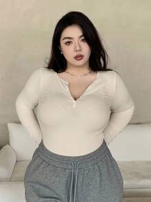 Dazy Plus 大码纯色纽扣前罗纹针织T恤长袖女式上衣 - 杏色 - 查看 3